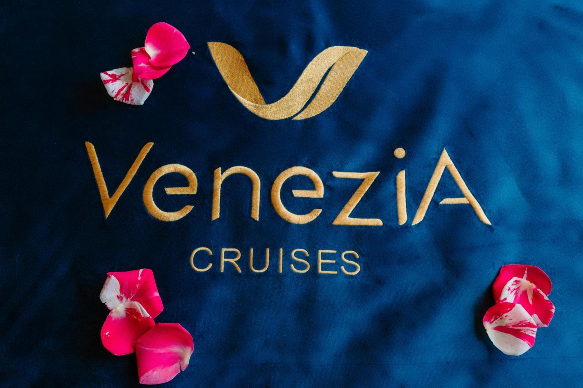 Venezia Cruises Otel Ha Long Dış mekan fotoğraf